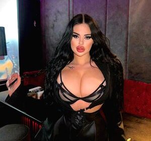 Görükle Seksi Bayan Escort Selma